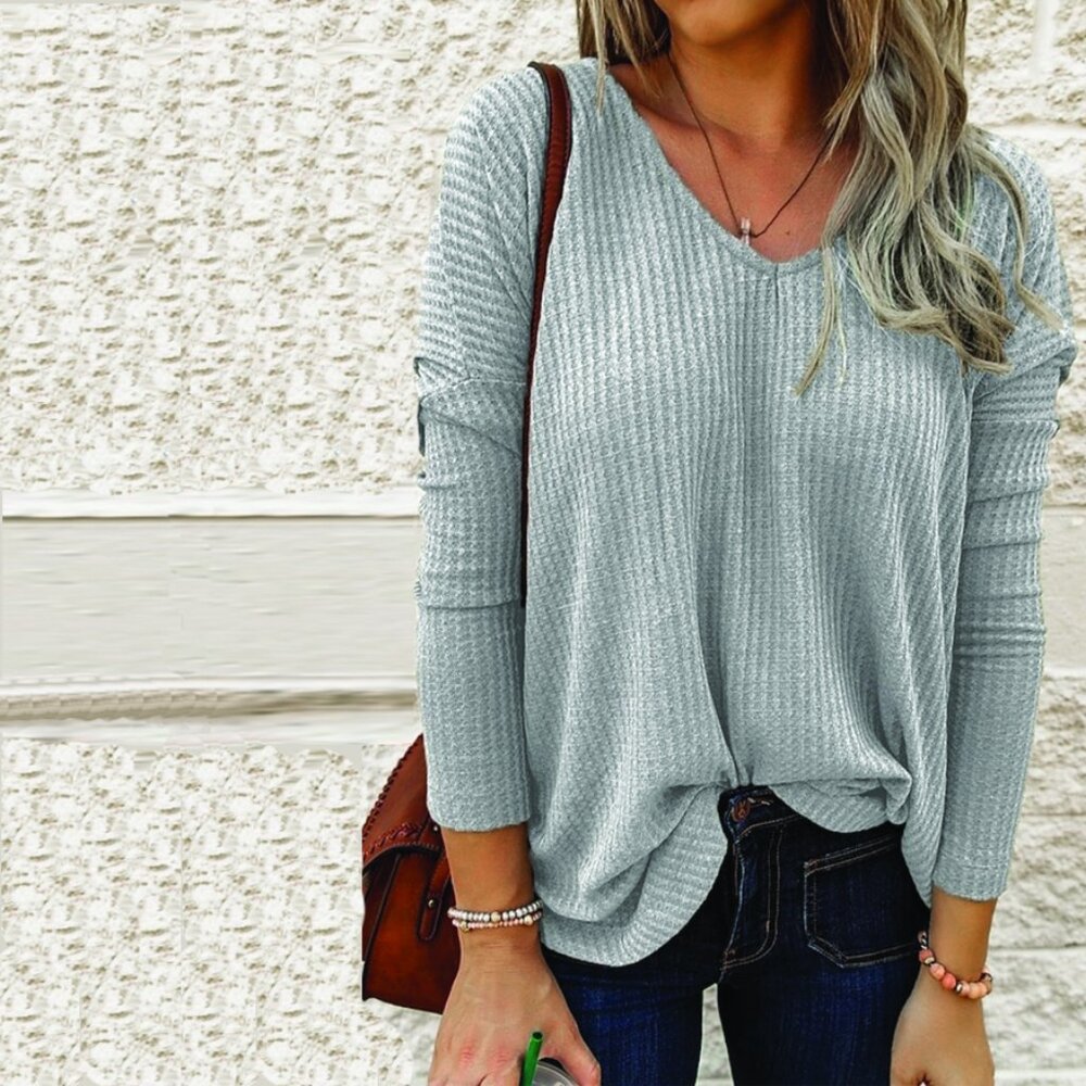 ⭐️ $10 - STACCATO V-NECK WAFFLE THERMAL KNIT TOP - OFF-WHITE - LAST ONE - Picture 3 of 3